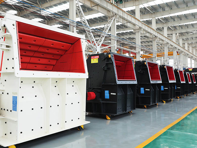 砂石骨料一般采用粗碎、中碎及細(xì)碎制砂三段破碎作業(yè)分別用哪些設(shè)備呢？